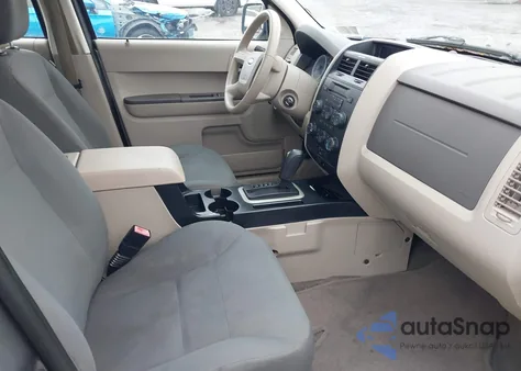 2008 Ford Escape Xls из США, поврежденный, VIN 1FMCU92Z08KE45688